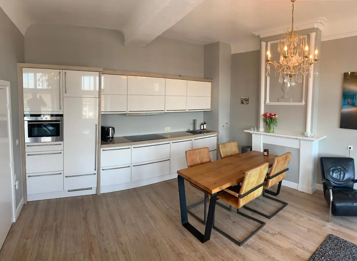 City Apartment Maastricht Aan De Maas オランダ